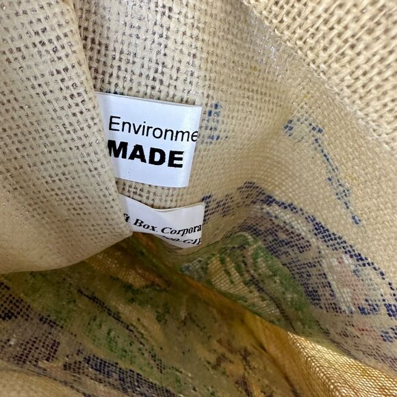 Mural Painted Canvas Tan Green Art Design‎ Tote Purse with Wooden Handles - Picture 7 of 7